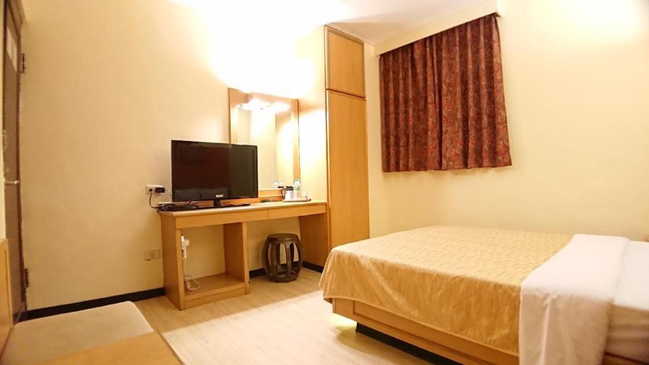 Yes Hotel Цзяї Екстер'єр фото
