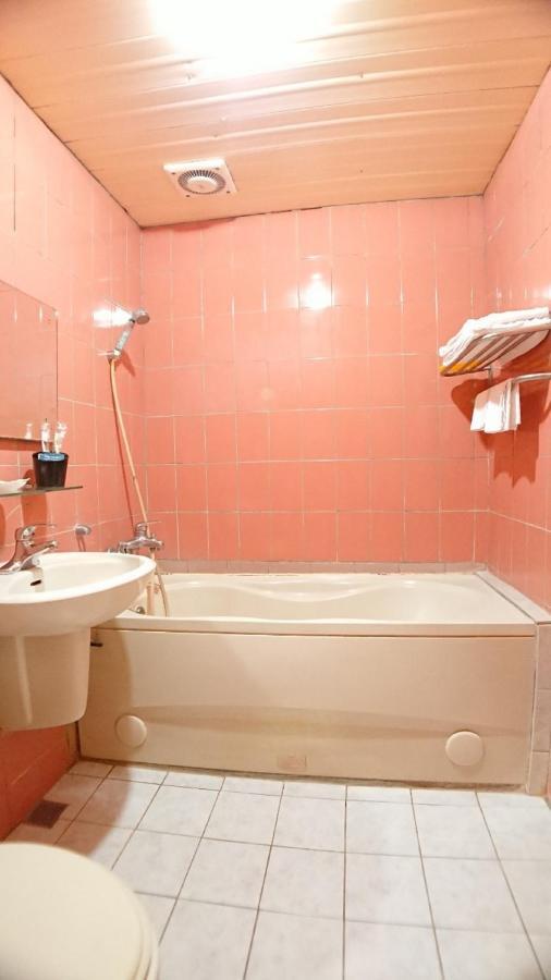 Yes Hotel Цзяї Екстер'єр фото